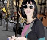 Katy Perry, de retour à son hôtel de Manhattan, après une journée de shopping et avant son dernier concert new-yorkais, le 8 avril 2009 !