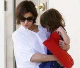 Katie Holmes et Suri en duo lors de leur cours de danse