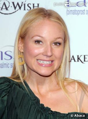 Jewel, reste courageuse malgré sa fracture