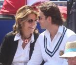 Arantxa Sanchez, son mari José et leur petite fille. 19/04/09