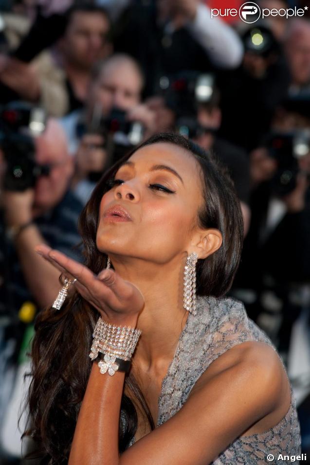 La superber Zoe Saldana à la première de Star Tek à Londres hier soir