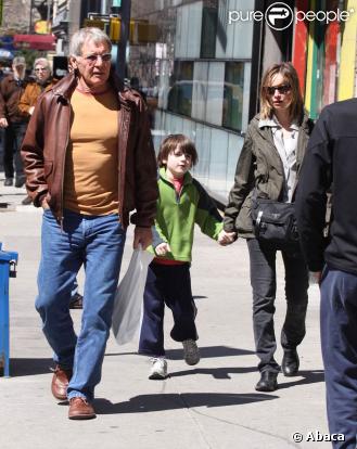 Harrison Ford, Calista Flockhart et Liam, le fils de Calista 
 &nbsp; 