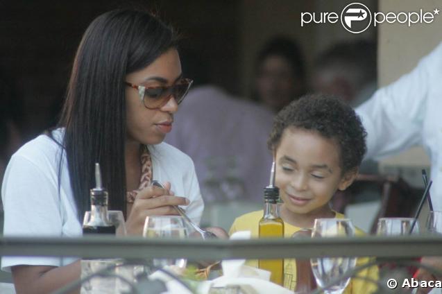 Solange Knowles et son adorable fils Daniel ont déjeuné en tête-à-tête à Hollywood hier