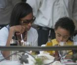 Solange Knowles et son adorable fils Daniel ont déjeuné en tête-à-tête à Hollywood hier