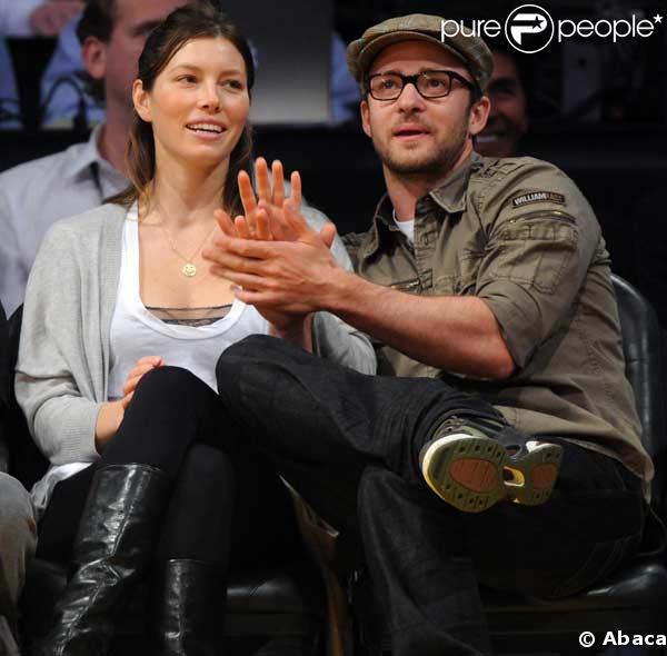 Jessica Biel et Justin Timberlake fous d'amour, en plein match de basket