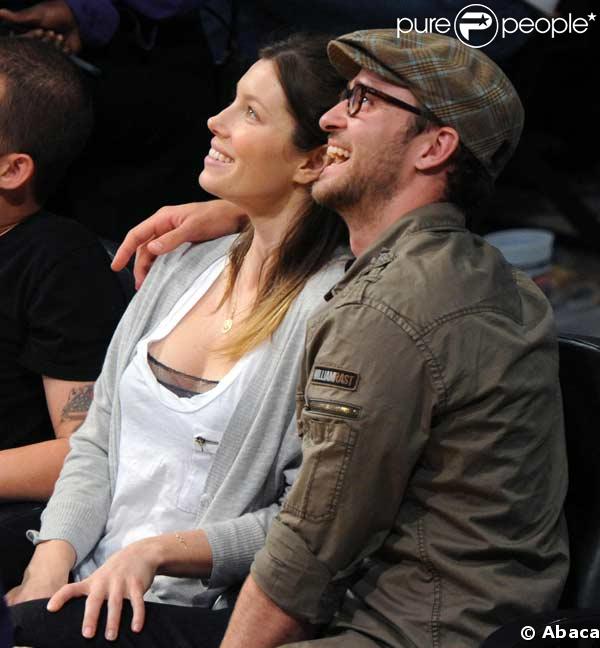 Jessica Biel et Justin Timberlake fous d'amour, en plein match de basket
