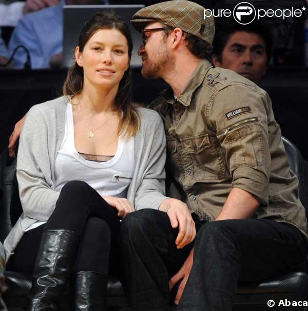 Jessica Biel et Justin Timberlake fous d'amour, en plein match de basket