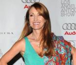  Jane Seymour à la soirée d'ouverture de la 14ème édition du Los Angeles Antiques Show, à Santa Monica. 22/04/09 