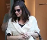 Liv Tyler s'accorde une séance shopping dans la boutique Isabel Marant à Paris
