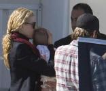 Nicole Kidman, son mari Keith Urban et leur fille Sunday Rose à Sydney, s'apprêtent à prendre l'avion pour Los Angeles