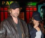 Penélope Cruz et Javier Bardem sortant d\'un restaurant à Madrid - avril 2009
