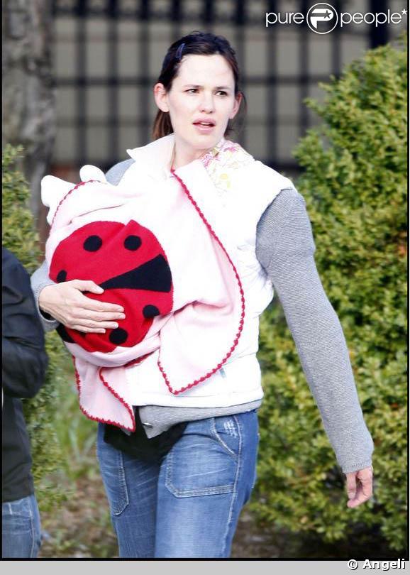 Jennifer Garner, Ben Affleck et leurs deux petites filles, à Boston.