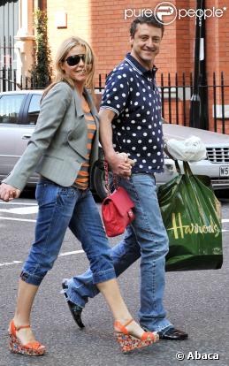 Patsy Kensit et son mari Jeremy Healy font du shopping chez Harrods à Londres le 2 mai 2009