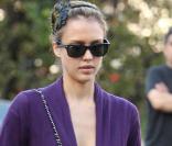 Jessica Alba en look Chanel & Darel et sa fille Honor Marie à Los Angeles