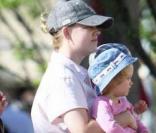 Melissa Etheridge accompagnée de sa femme Tammy Lynn Michaels et de leurs enfants 