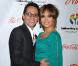 Jennifer Lopez et Marc Anthony : un couple sensuel et glamour... Whaou Jen... quel décolleté !