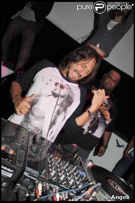 Bob Sinclar fête ses 40 ans au V.I.P. Room de Paris