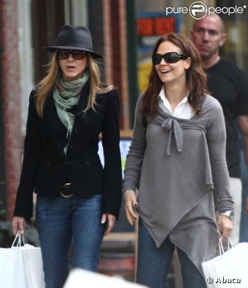 Jennifer Aniston fait du shopping à Brooklyn après avoir travaillé sur le tournage de The Baster à New York le 13 mai 2009