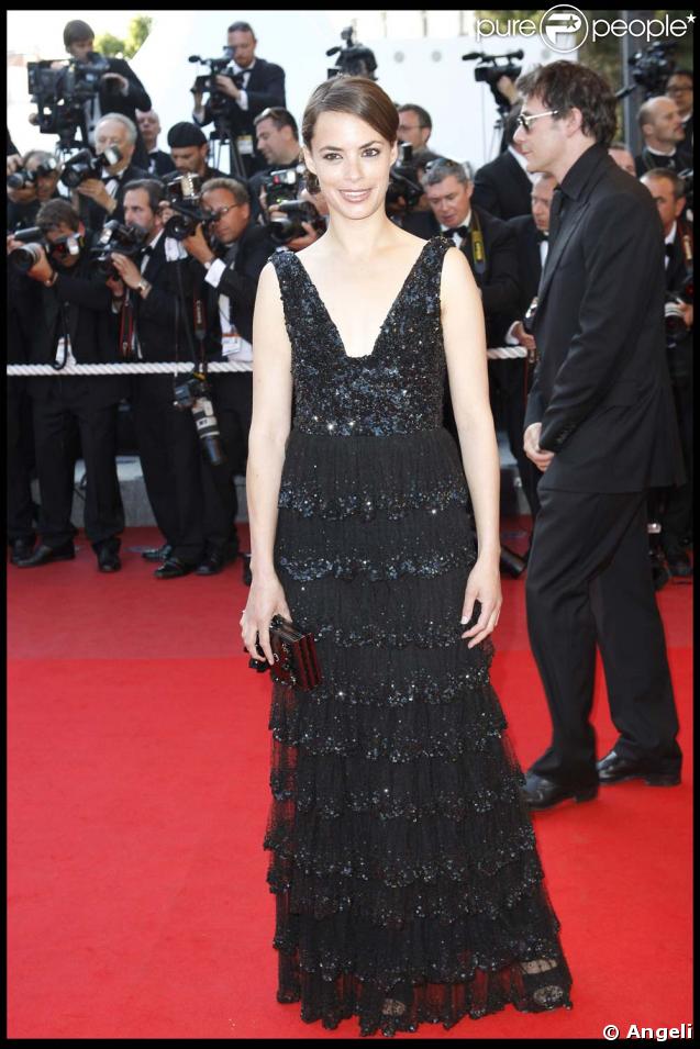 Bérénice Bejo avant la projection de Looking for Eric, au Festival de Cannes, le 18 mai 2009