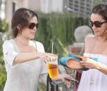 Rachel Bilson à Los Feliz, le 18 mai 2009