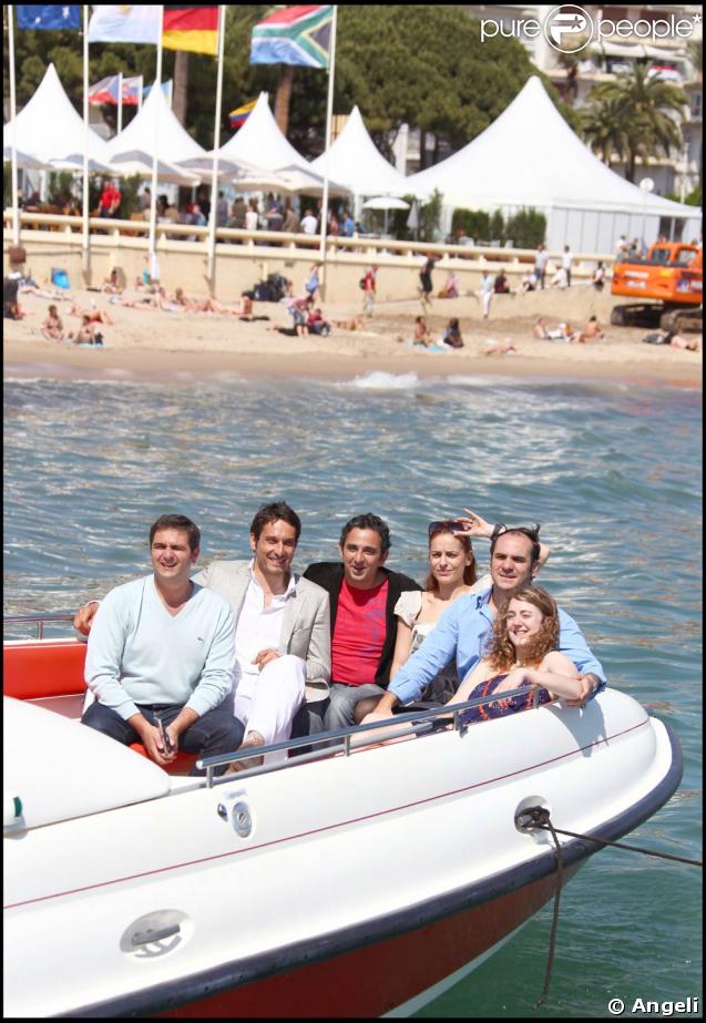 Olivier Nakache, Vincent Elbaz, Eric Toledano, Audrey Dana, François-Xavier Demaison et Joséphine de Meaux pour la promo de 