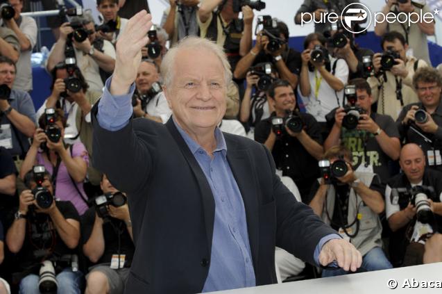 André Dussollier lors du photocall le 20 mai 2009 des Herbes Folles présenté au 62e Festival de Cannes