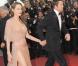 Brad Pitt le sait, sa compagne est sexy à souhait, la preuve avec cette superbe robe hier soir à la montée des marches à Cannes