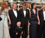 Verne Troyer, Lily Cole, Terry Gilliam, Andrew Garfield, Amy Gilliam lors du 62e Festival de Cannes  