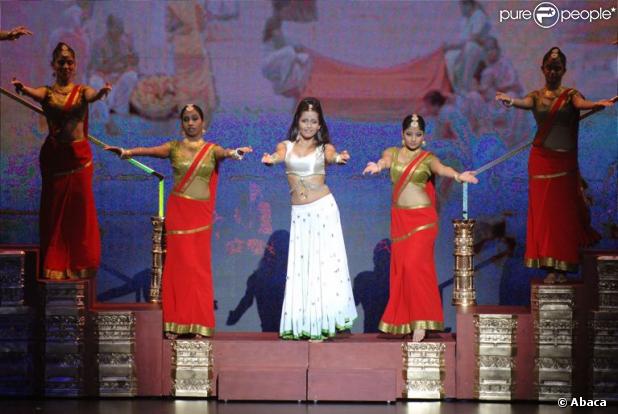 Première de la comdie Bharati au Palais des Congrès