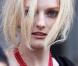Lydia Hearst : le superbe mannequin s'éclate sur un shooting... vraiment improbable ! Regardez !