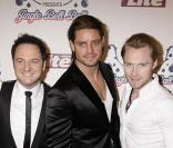 Le groupe Boyzone en 2008 : (gauche à droite) Stephen Gately, Mikey Graham, Keith Duffy, Ronan Keating et Shane Lynch