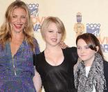 Cameron Diaz est venue accompagnée aux MTV Movie Awards le 31 mai 2009. A ses côtés,   Sofia Vassilieva et Abigail Breslin (jeune prodige de Little Miss Sunshine) 