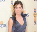 Sandra Bullock avait choisi une tenue peu printanière à l'occasion des MTV Movie Awards, le 31 mai 2009