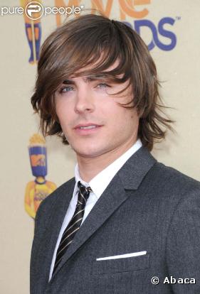 Zac Efron était très fier de sa ravissante petite amie Vanessa Hudgens, aux MTV Movie Awards, le 31 mai 2009