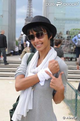 Sonia Rolland sur le Champ de Mars pour la paix