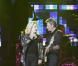 Johnny Hallyday en duo avec Sylvie Vartan sur  Le bon temps du rock'n'roll  (Stade de France 2009)