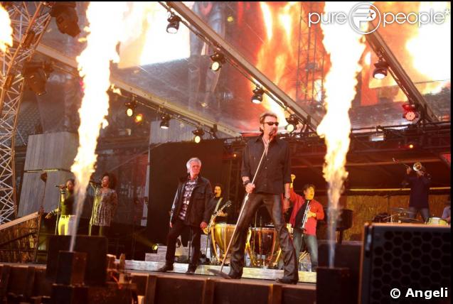 Johnny Hallyday lors des ultimes répétitions de son Tour 66 au Stade de France, jeudi 28 mai 2009, devant un millier de privilégiés. Un show tout en décontraction, avant l'apothéose des 29, 30, et 31 mai !