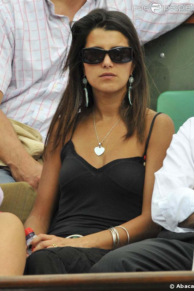 Karine Ferri a profité du lundi de Pentecôte pour faire un tour à Roland Garros