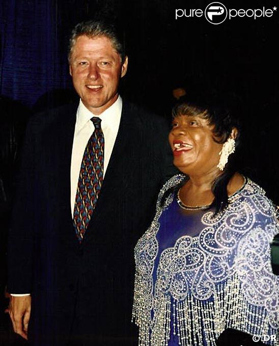 Koko Taylor avec le président américain Bill Clinton 