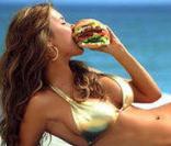 Audrina Patridge prête son image (et son corps) à la nouvelle campagne de l\'enseigne Carl\'s Jr.