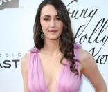 Madeline Zima et un décolleté très charmant, à l'occasion des 11e Young Hollywood Awards, qui se sont tenus auEli et Edythe Broad Stage, à Santa Monica, le 7 juin 2009 !