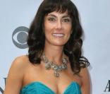 Laura Benanti en fourreau bleu turquoise, lors des 63e Tony Awards, qui se sont tenus au Radio City Music Hall de New York, le 7 juin 2009 !