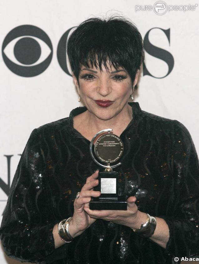 Liza Minnelli, lors des 63e Tony Awards, qui se sont tenus au Radio City Music Hall de New York, le 7 juin 2009 !