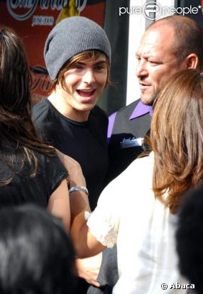 Zac Efron au match des Lakers hier à L.A
