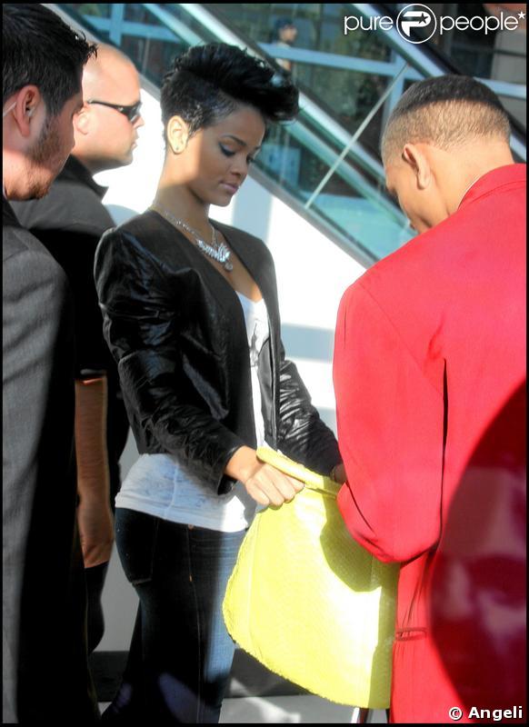 Rihanna à son arrivée au match des Lakers