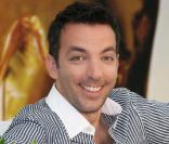 Doudi Aka David Strajmayster pose pour le photocall de Samantha Oups pendant le 49ème Festival TV de Monte Carlo le 9 juin 2009