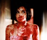 Béatrice Dalle dans Trouble Every Day de Claire Denis (2001)