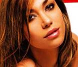 Clio Zenden, élue troisième plus belle femme de footballeur !
