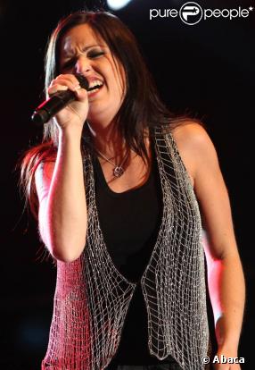 Natasha St-Pier en concert à Mons le 12 juin 2009... Cela ne s'est pas très bien passé...
