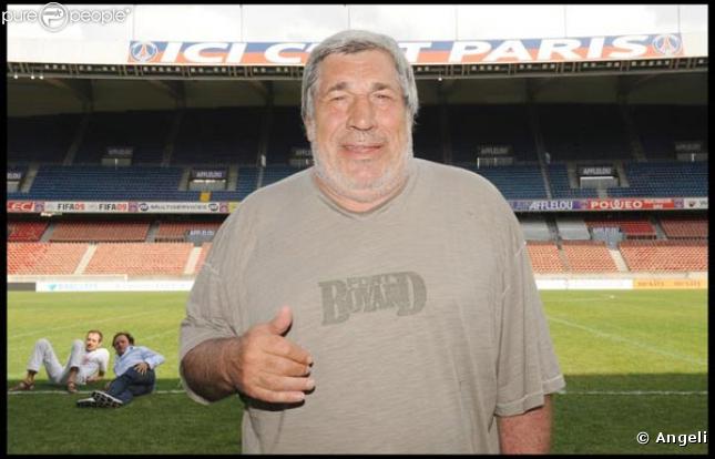 Jean-Pierre Castaldi, lors du match de football en faveur de deux associations humanitaires (et des 66 ans de Johnny), au Parc des Princes, le 14 juin 2009 !